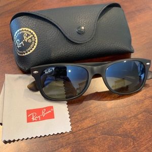 Women’s Matte Tortoise Ray-Ban Polarized Warfarers